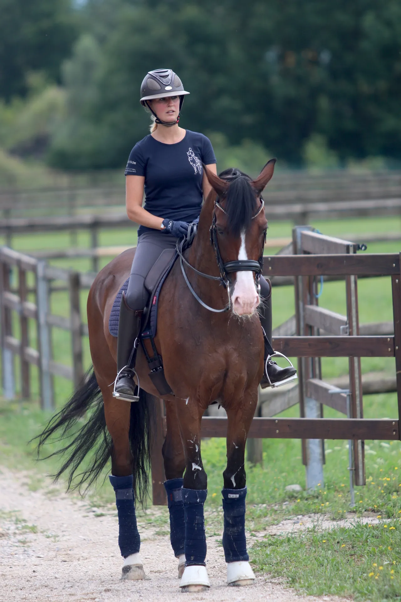 Camille Judet-Chéret est ici en selle sur Duke of Swing, le cheval de la princesse de Thaïlande Sirivannavari Nariratana. 