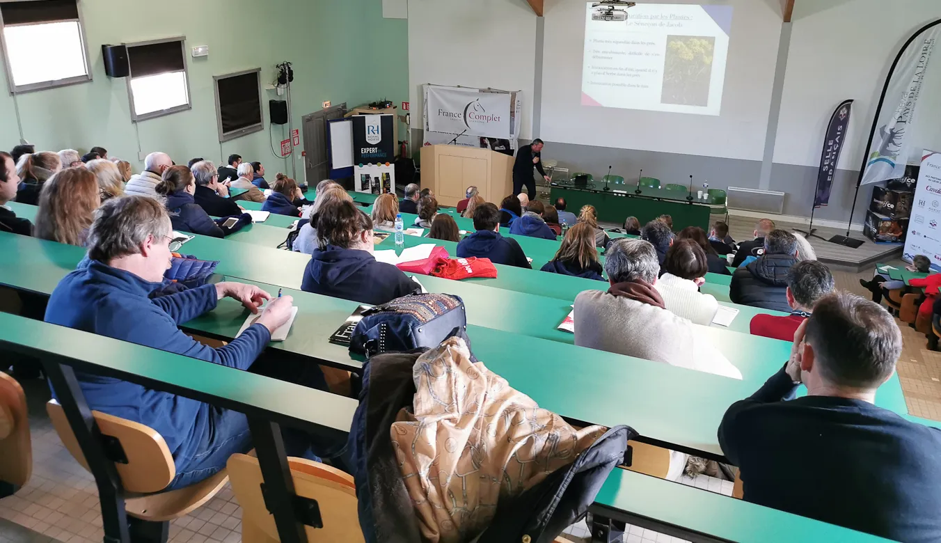 Un public nombreux pour suivre des conférences riches en enseignements.