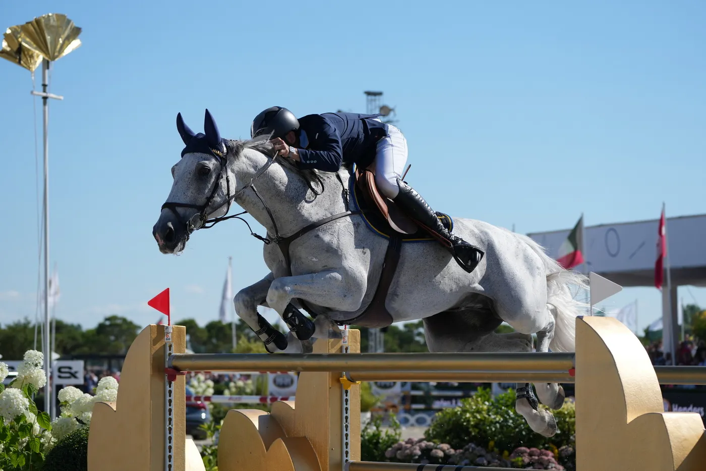 En accusant quelques dixièmes de seconde sur Julien Epaillard, Peder Fredricson a permis à la France de si'mposer.