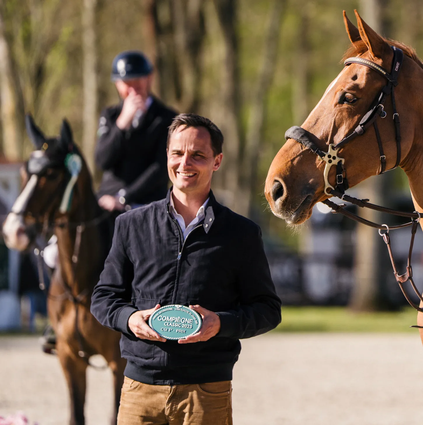 Vincent Goehrs lors d’une remise des prix à Compiègne Classic, le mois dernier.