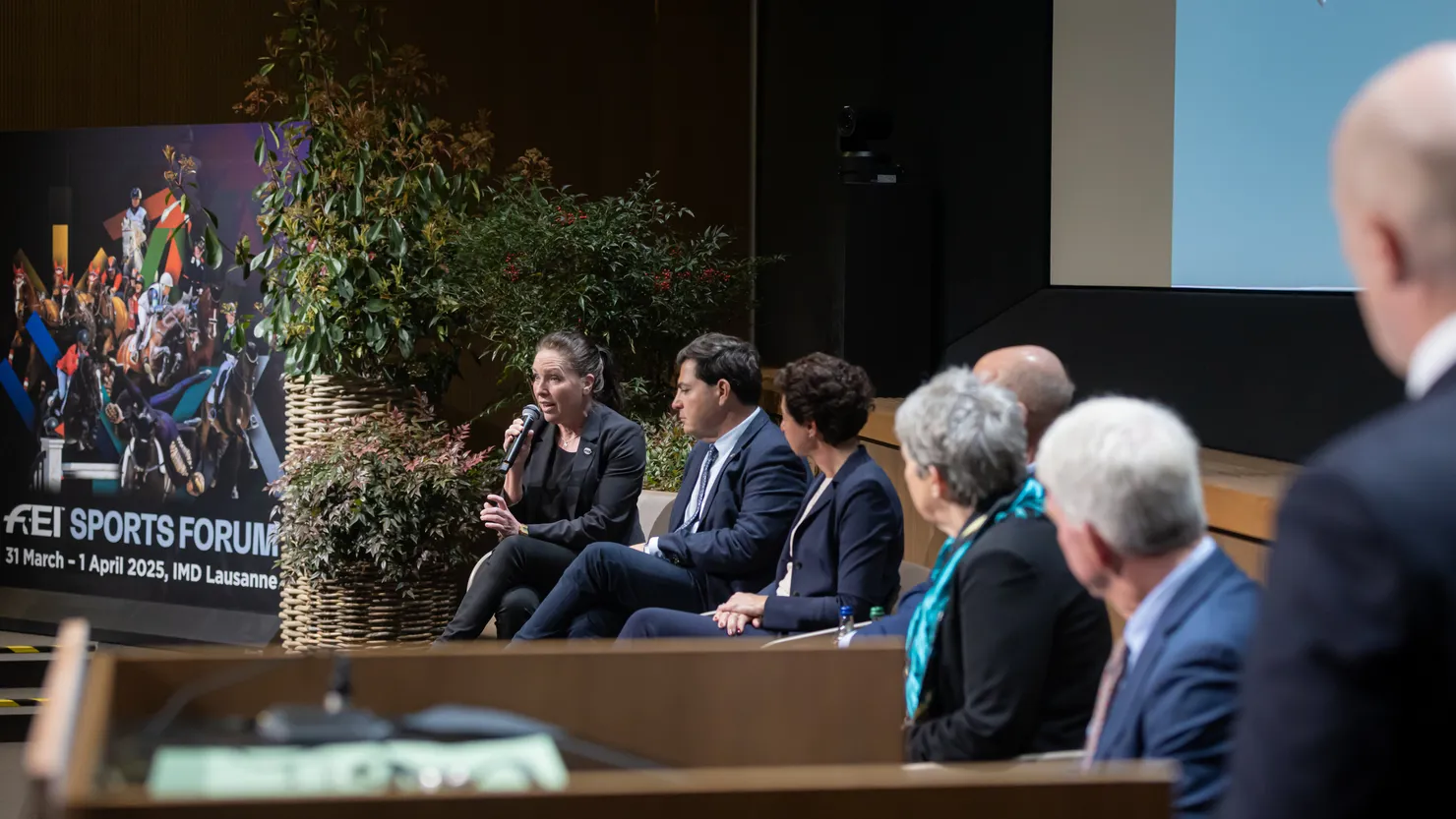 Les membres du groupe de travail de la FEI étaient très attendus au Forum des sports