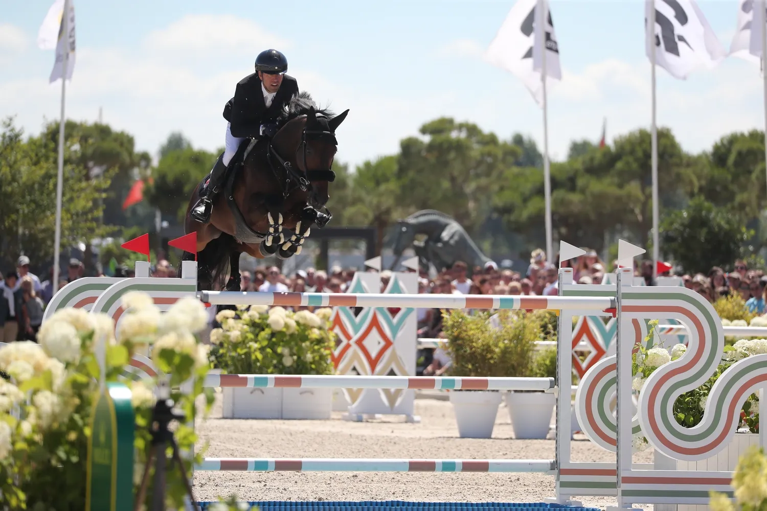 Simon Delestre et le bondissant Cayman Jolly Jumper.