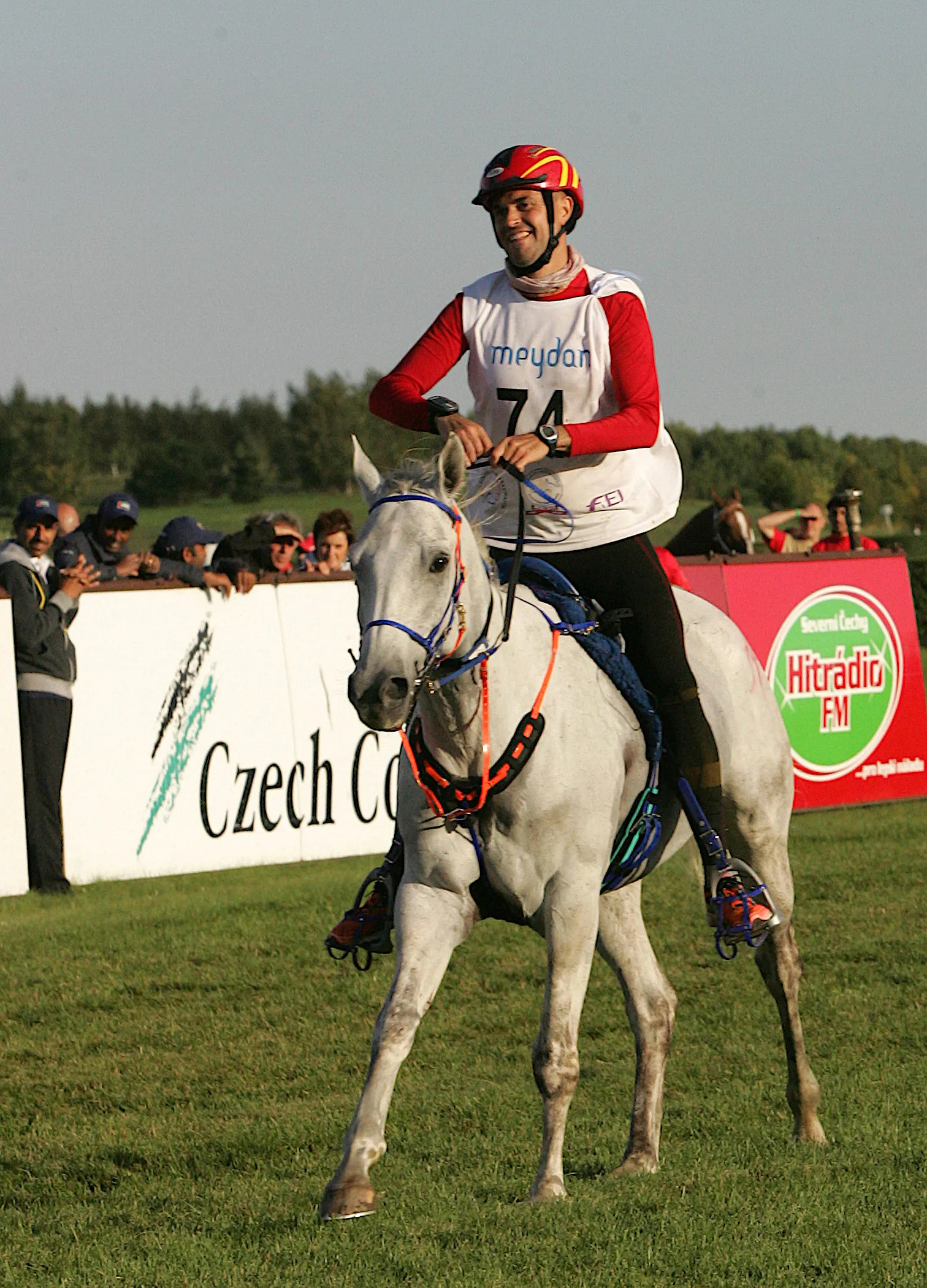En 2013, “Juma” s’est offert l’or individuel et a contribué à l’argent par équipes de l’Espagne aux championnats d’Europe Open de Most, en selle sur l’étalon Quran el Ulm.