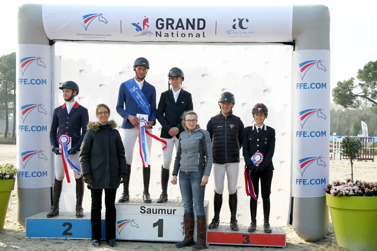 Le podium de cette première étape du Grand National de complet a fait la part belle à la jeunesse, cet après-midi à Saumur.