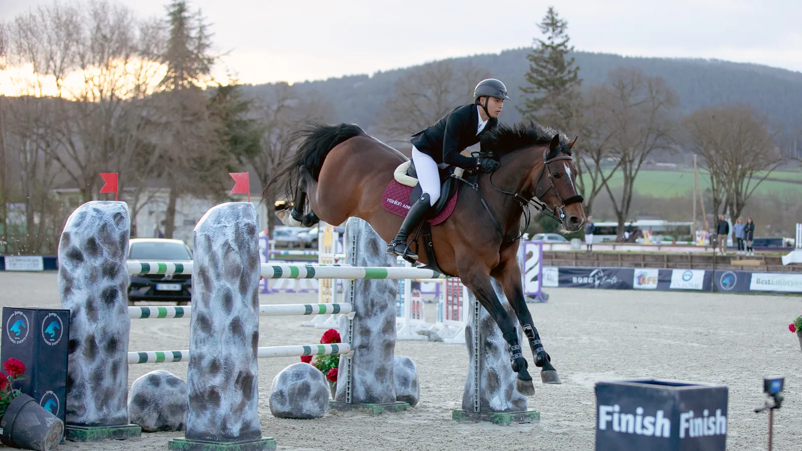 Li Yaofeng et Jericho Dwerse Hagen, son partenaire olympique de Tokyo, le week-end dernier à Cluny.