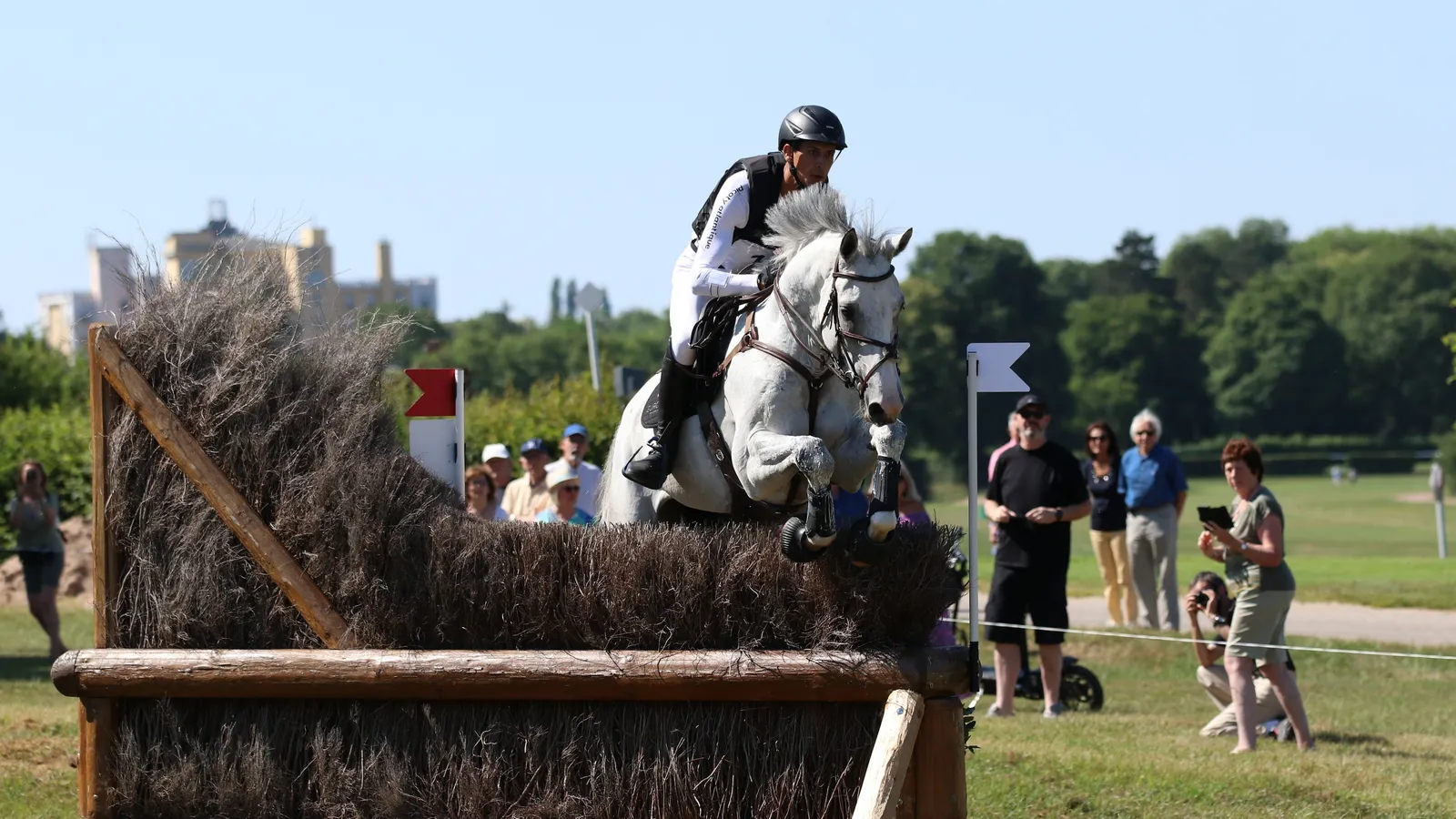 Stéphane Landois et Chaman Dumontceau sont en argent provisoire avant le concours hippique