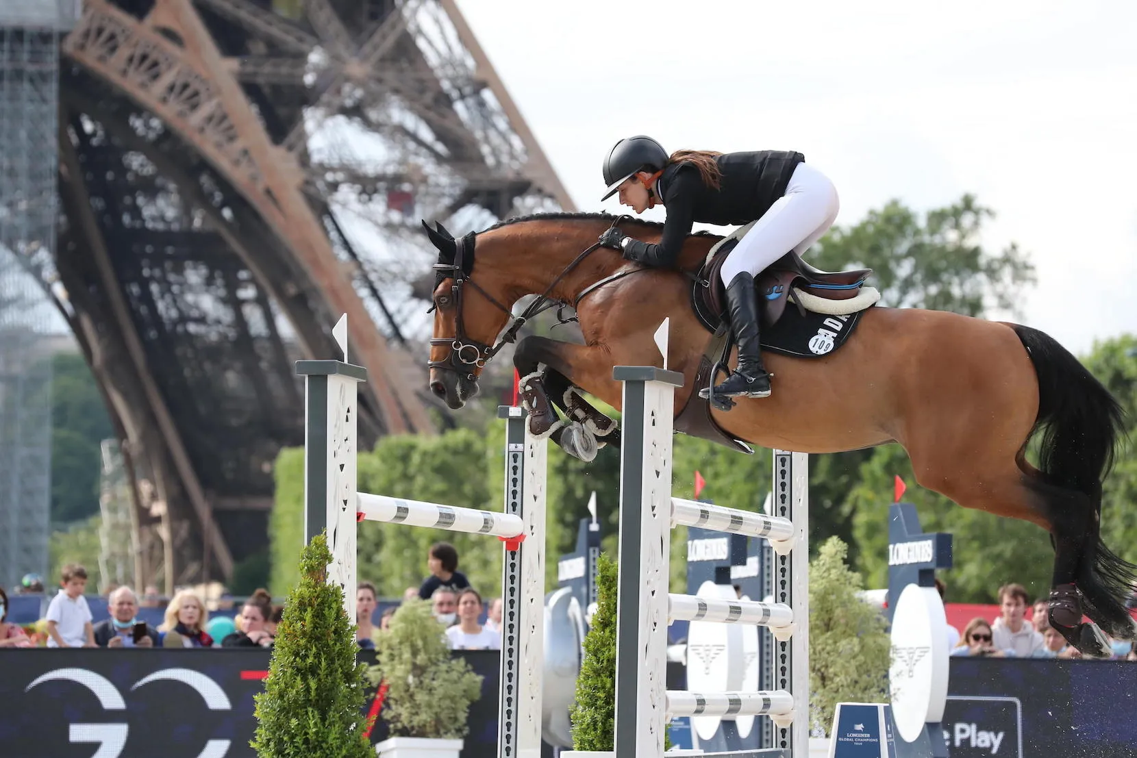 Emma Bodier et Uraeus Blanc au Longines Paris Eiffel Jumping 2021