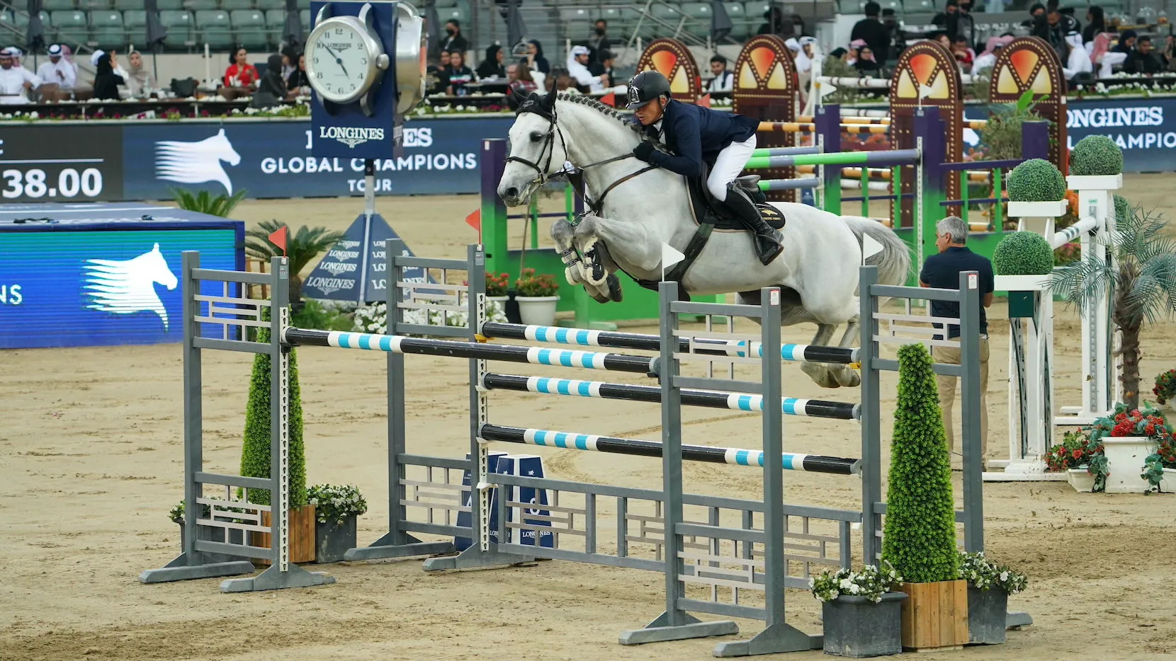 Olivier Robert et Vangog du Mas Garnier au CSI 5* de Doha. 