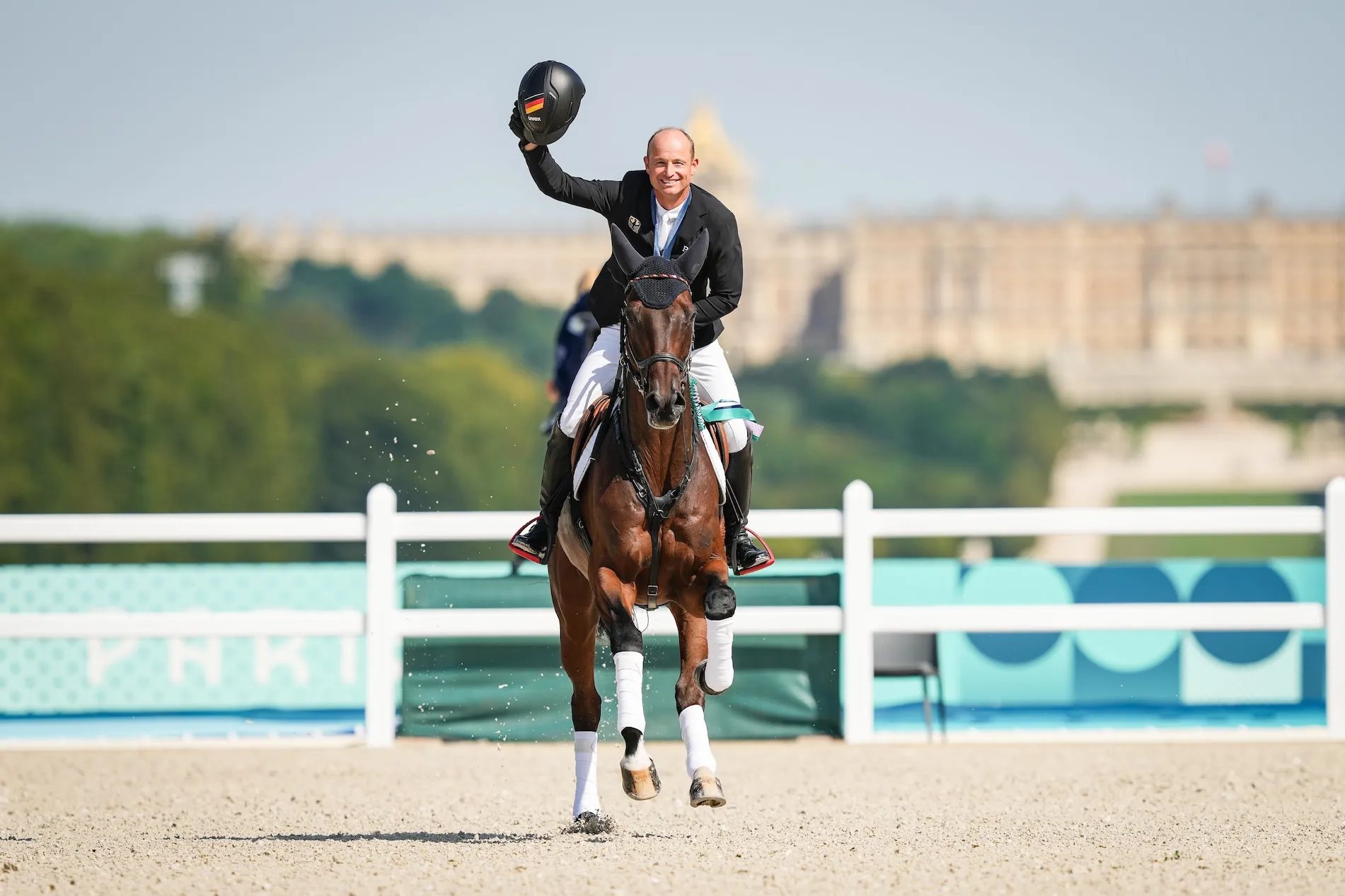 Dans les jardins du château de Versailles, Michael Jung a pris la voie royale jusqu’à l’or. 