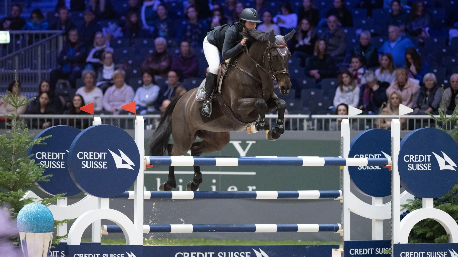 Géraldine Straumann et Casalor pendant CHI de Genève, le 8 décembre 2022.