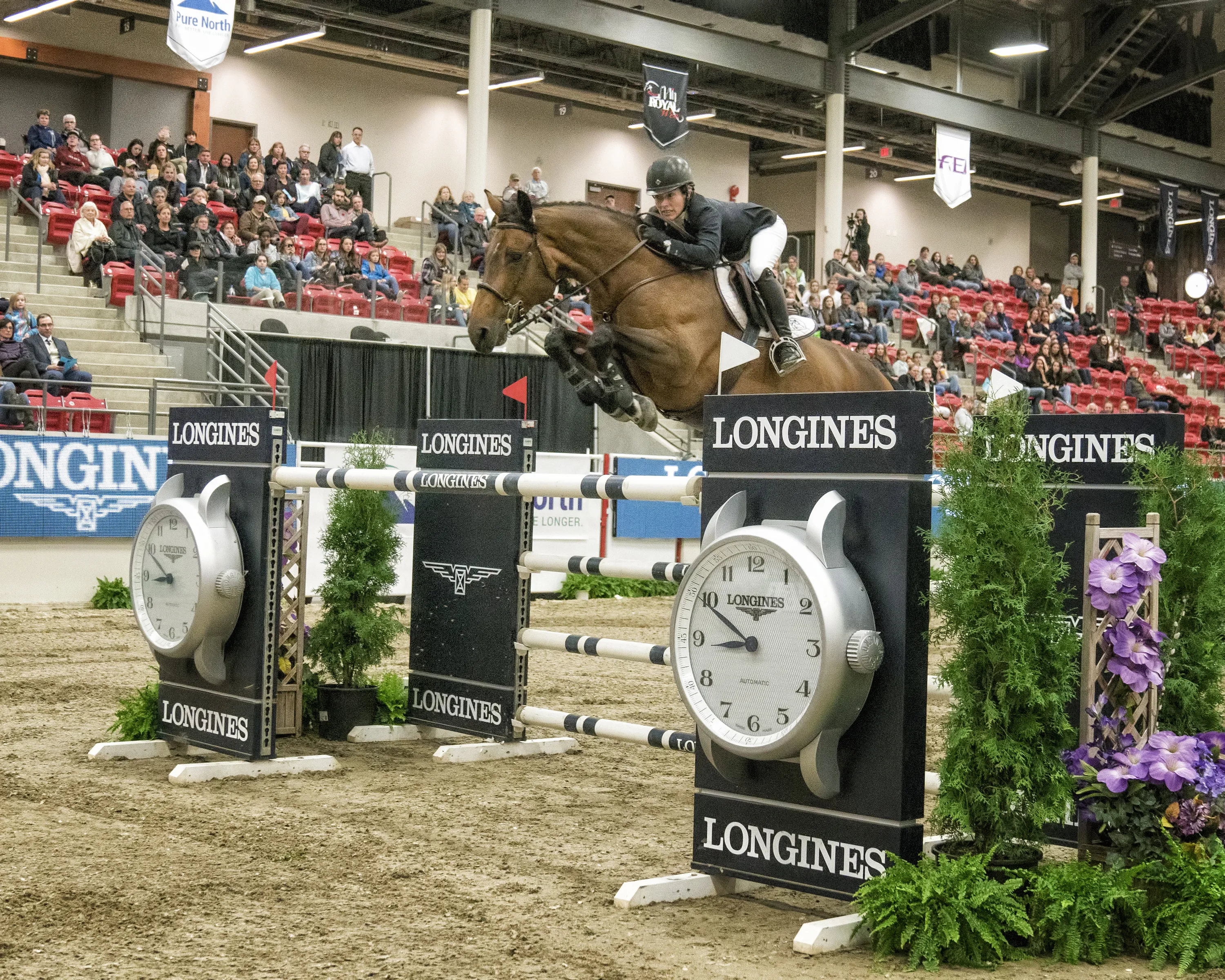 Gagnante à Calgary et Bromont, Isabelle Lapierre est en bonne place pour représenter le Canada lors de la finale Coupe du monde de Paris.