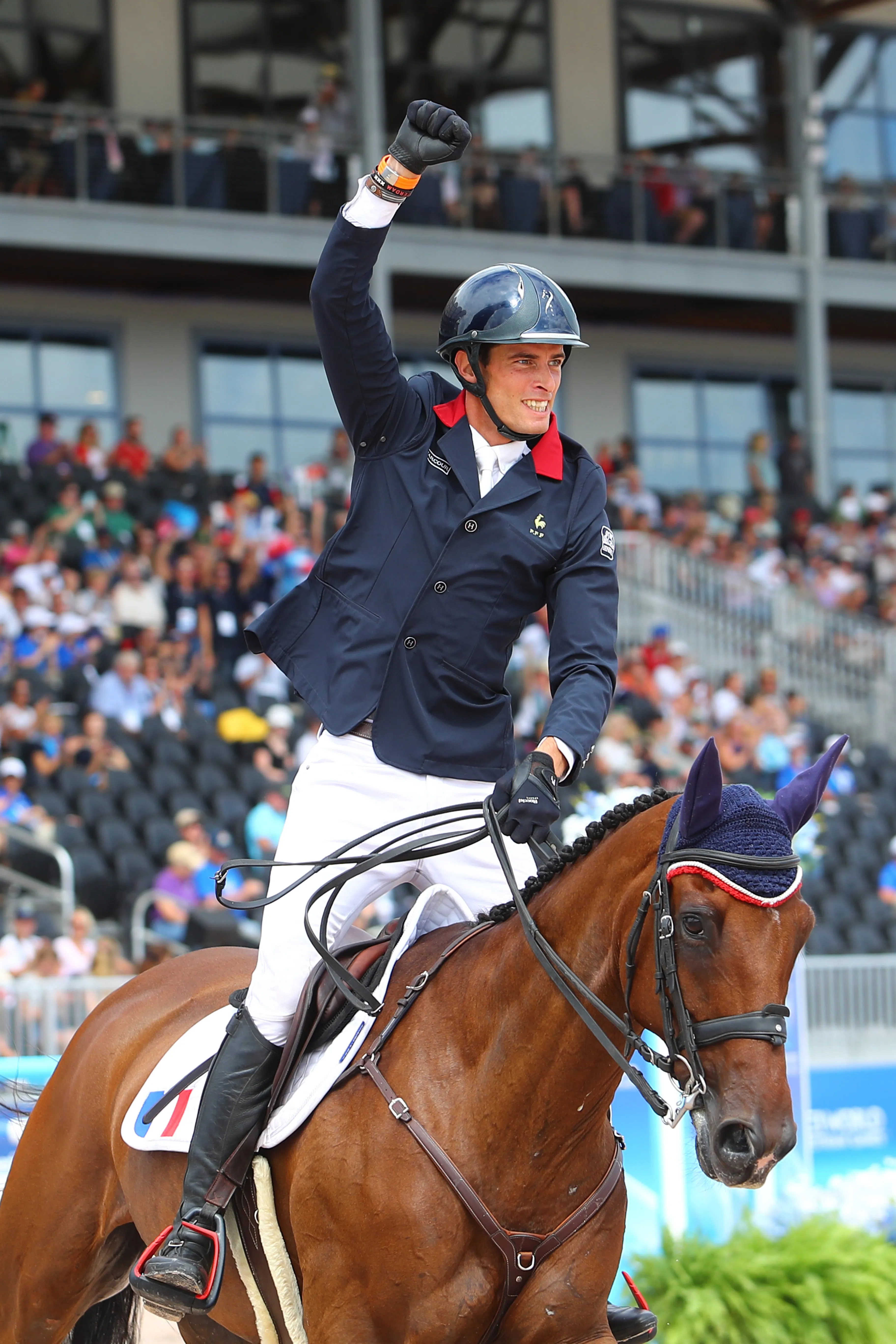 Sans faute lors de l'hippique, Opium de Verrières a participé au bronze par équipes des Bleus lors des Mondiaux de Tryon.