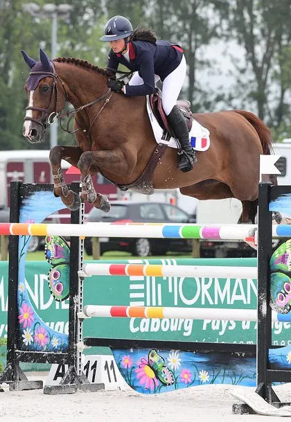 Nina Mallevaey et Virtuose Champeix.