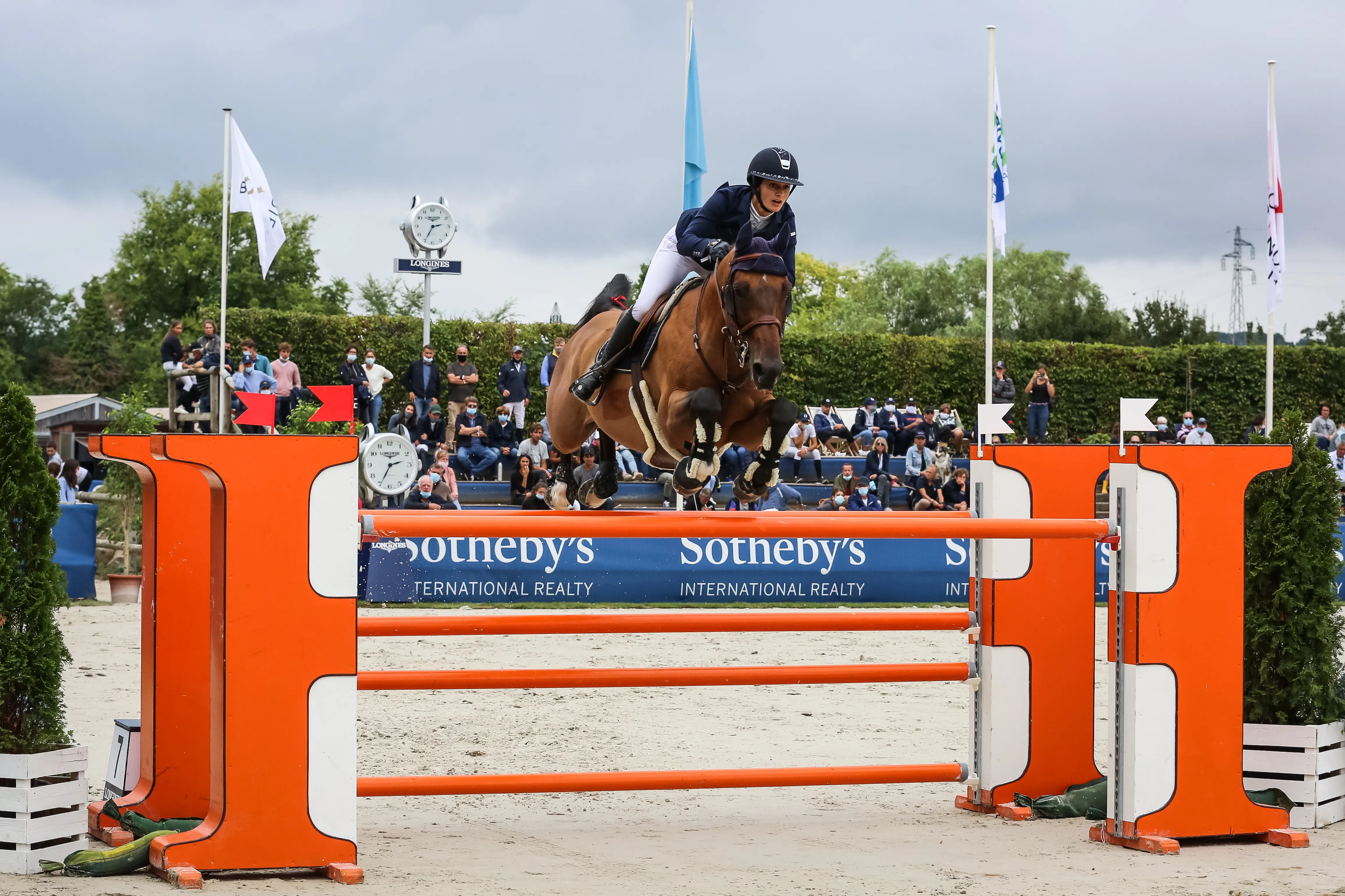 L’an dernier, dans le cadre d’une collaboration avec la famille Mégret, la cavalière a récupéré le talentueux Corrado du Moulin, ici au CSI 3* du Longines Deauville Classic. 