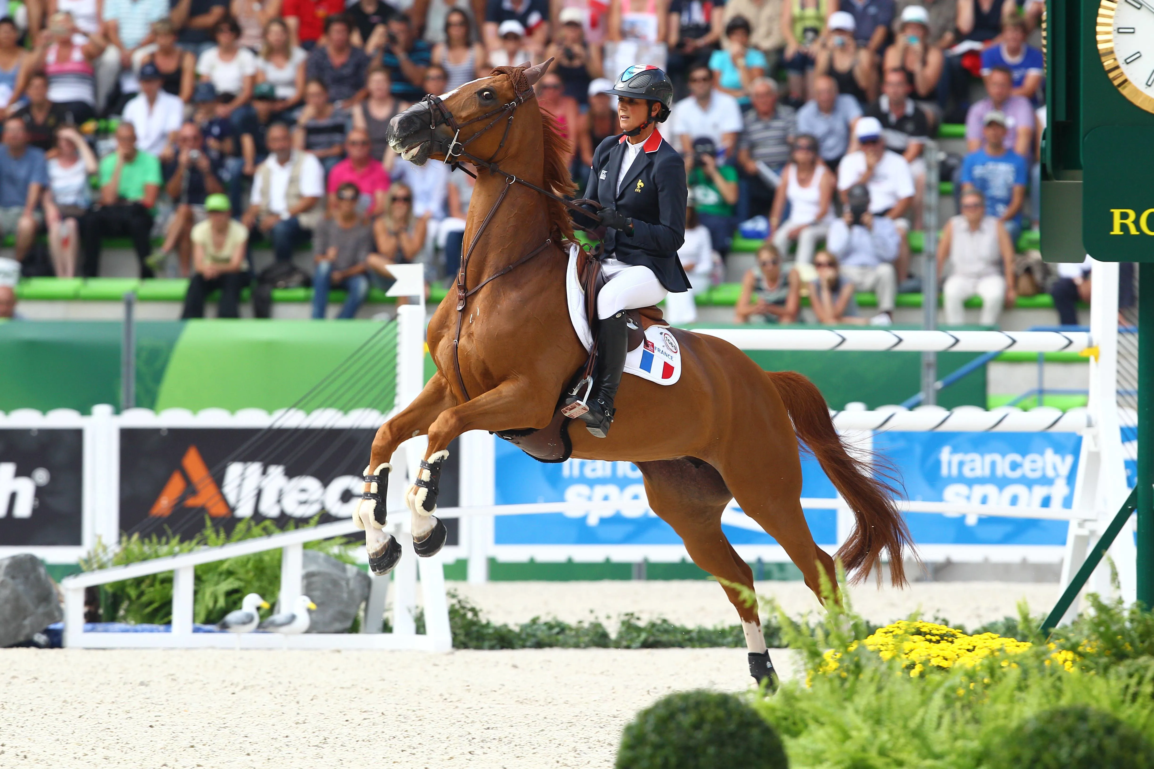 Tempétueuse, la lionne Flora ne se laissait pas toujours faire mais réussissait à se sortir de toutes les situations, comme à Caen face à un inoubliable passage de triple. 