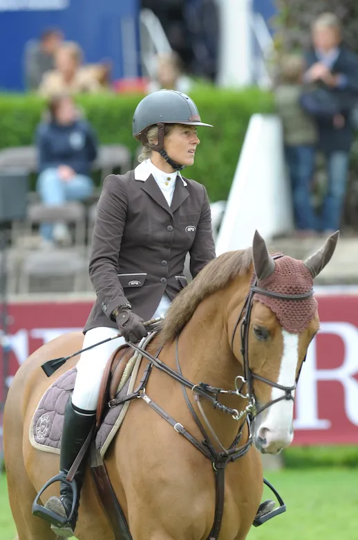 À l’instar d’Eugénie Angot, beaucoup de cavalières de haut niveau ont dû mettre leur carrière entre parenthèses afin d’avoir des enfants.