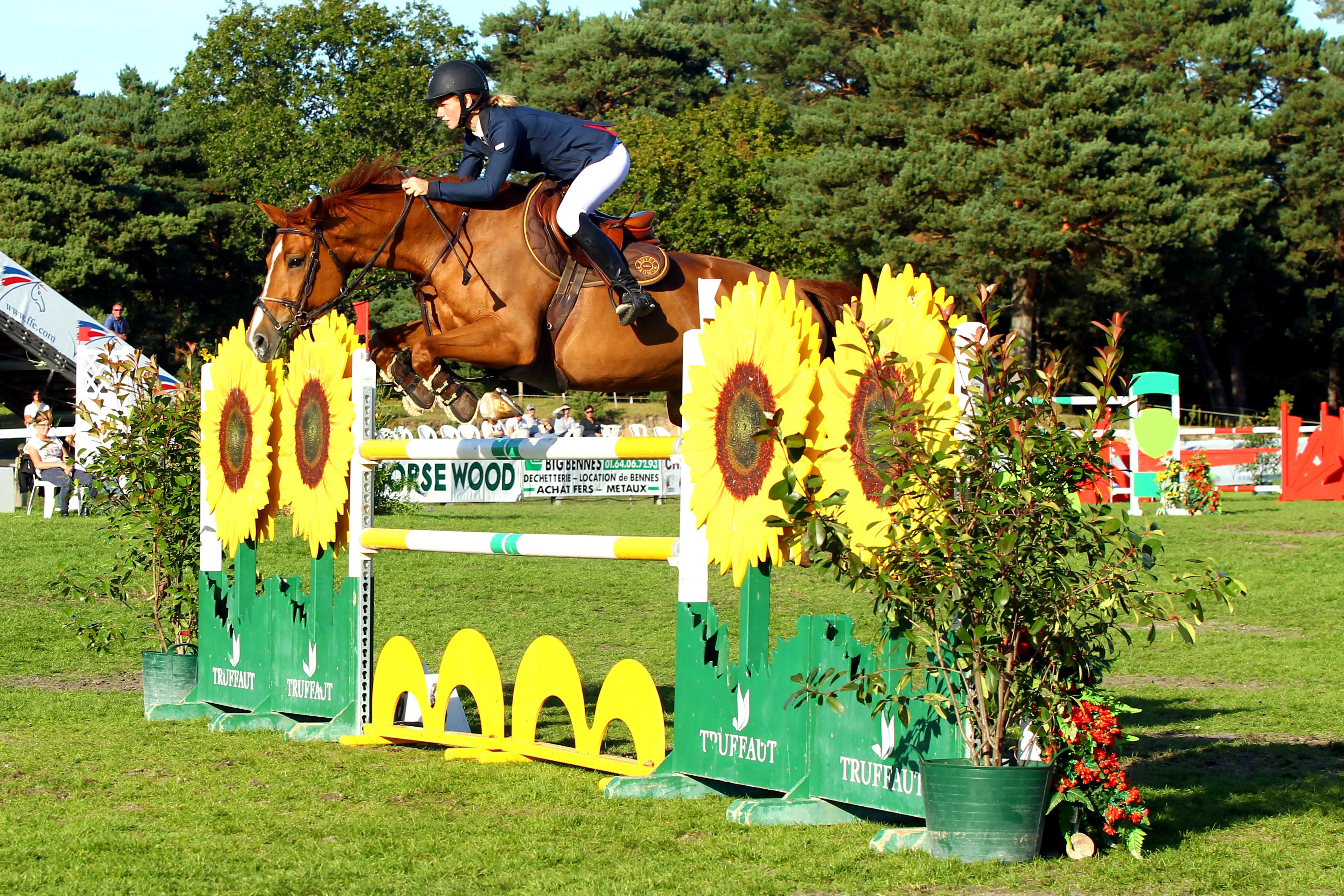 Rubelia a permis à Axelle Lagoubie de remporter le championnat de France des Cavalières en 2014.