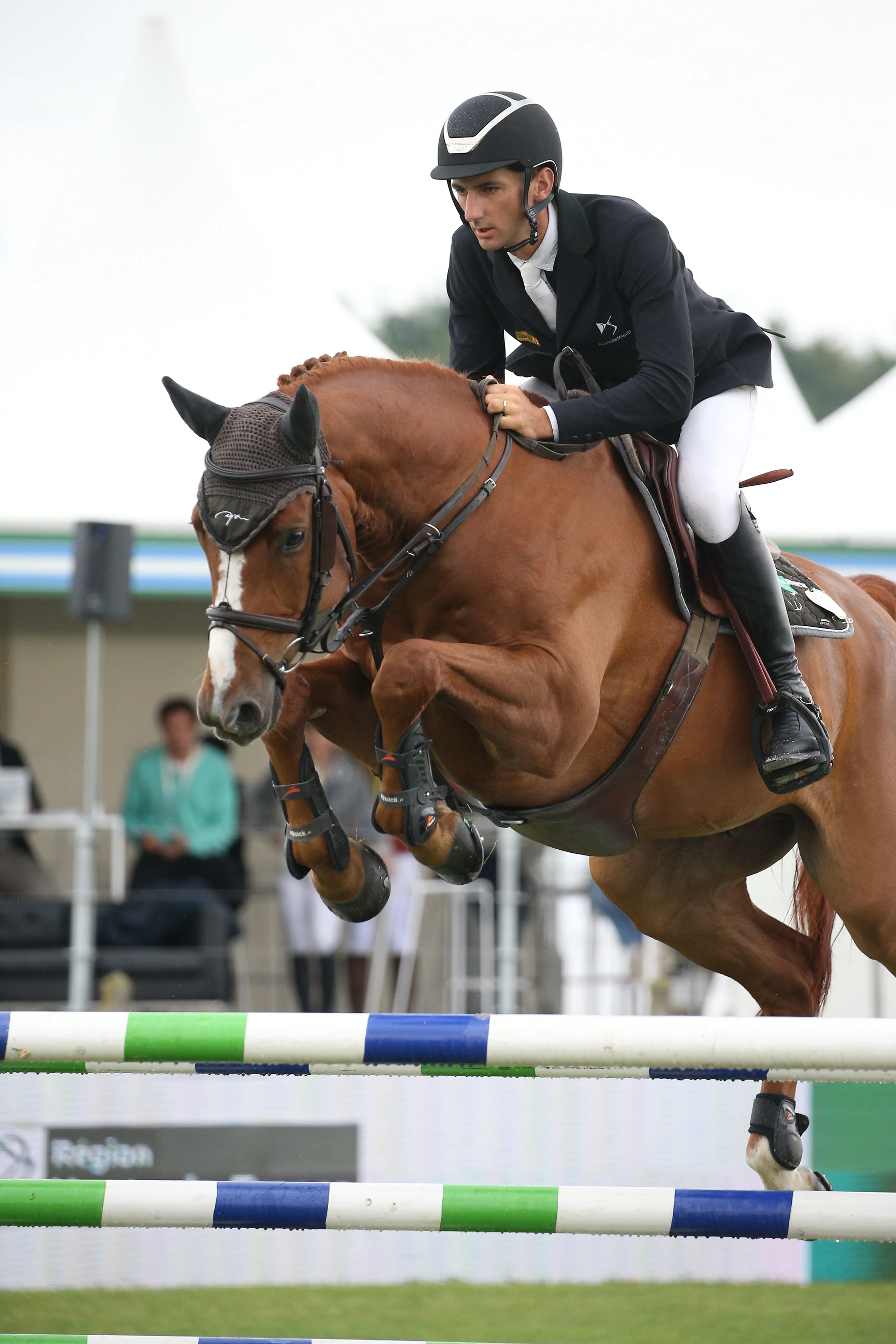 Au terme d'un barrage effréné aux rênes d'Estrella de la Batia, Julien Gonin est monté sur la deuxième marche du podium. 