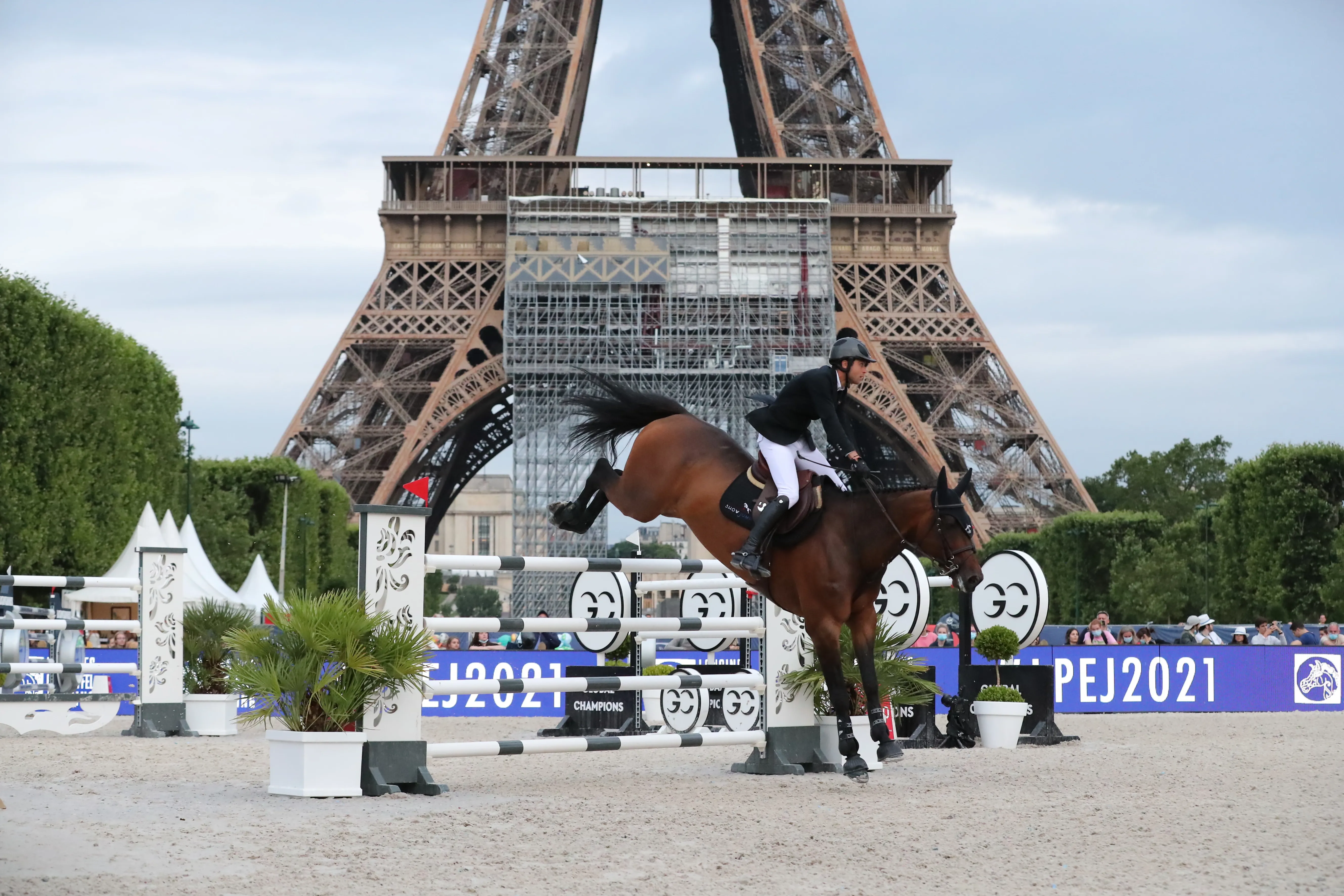 Edward Levy et Uno de la Roque en route vers la victoire. 
