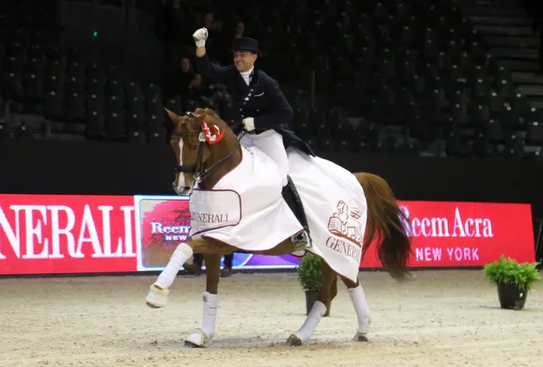 Encore une belle première pour Pierre Volla et Badinda Altena