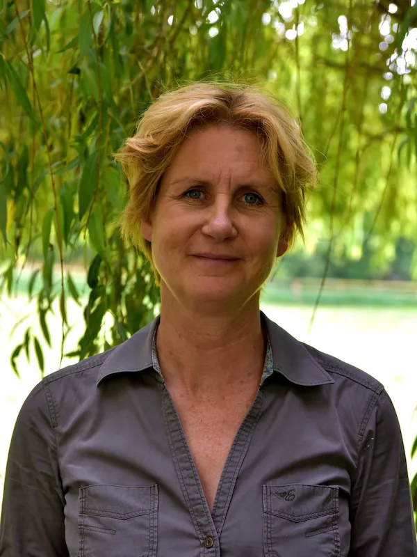 Alexandra Lebon.