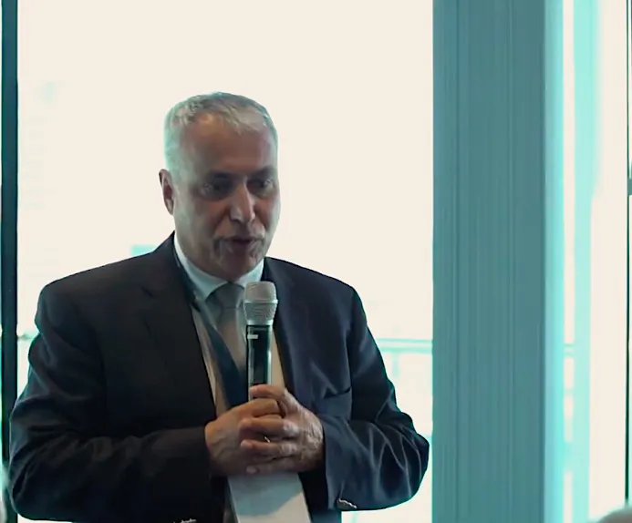 Ingmar De Vos, Président de la Fédération équestre internationale, est intervenu à de multiples reprises.