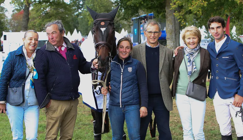 Le team Nicolas avec les propriétaires et les éleveurs du champion 2017
