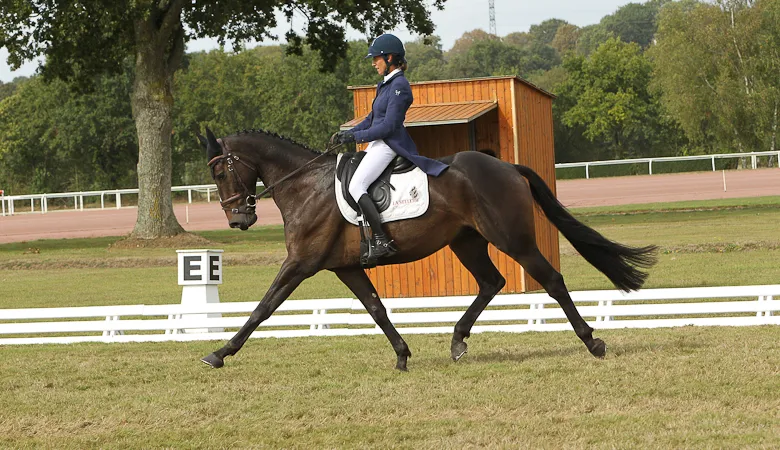 Véronique Réal et Candame de Lyr coiffent Nicolas Touzaint au poteau