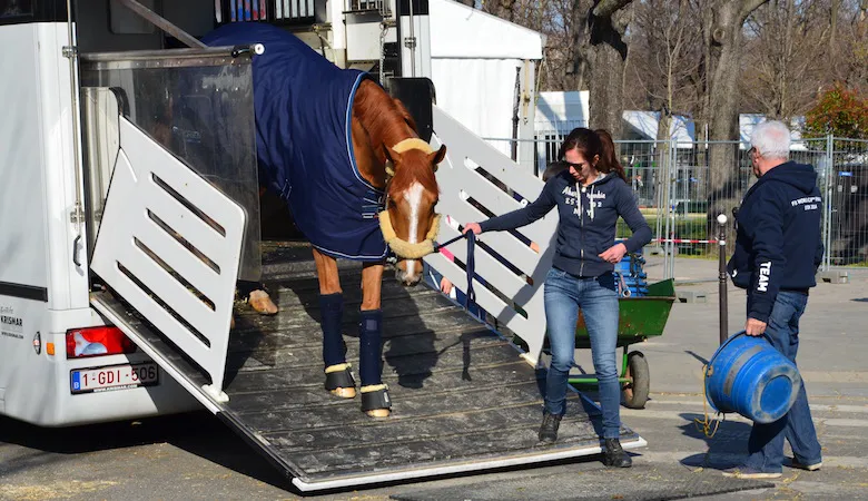 Le débarquement se fait dans le plus grand calme.