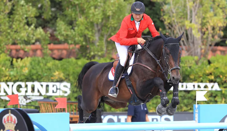 En 2016, Edesa's Ugano de Coquerie a pris part aux épreuves organisées en parallèle à la finale de la Coupe des nations Longines de Barcelone avec Piergiorgio Bucci.