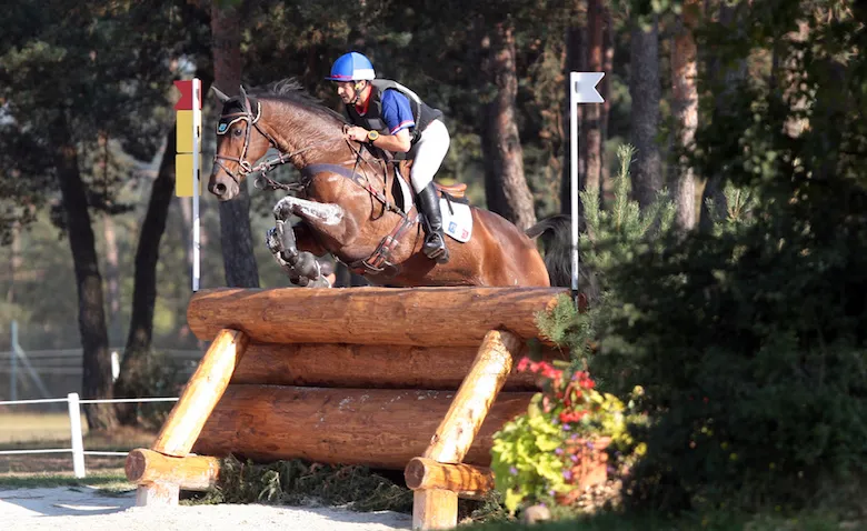 Espoir de la Mare et Jean Teulère sur le cross des Européens de Fontainebleau, lors de leur dernière sortie en concours complet.