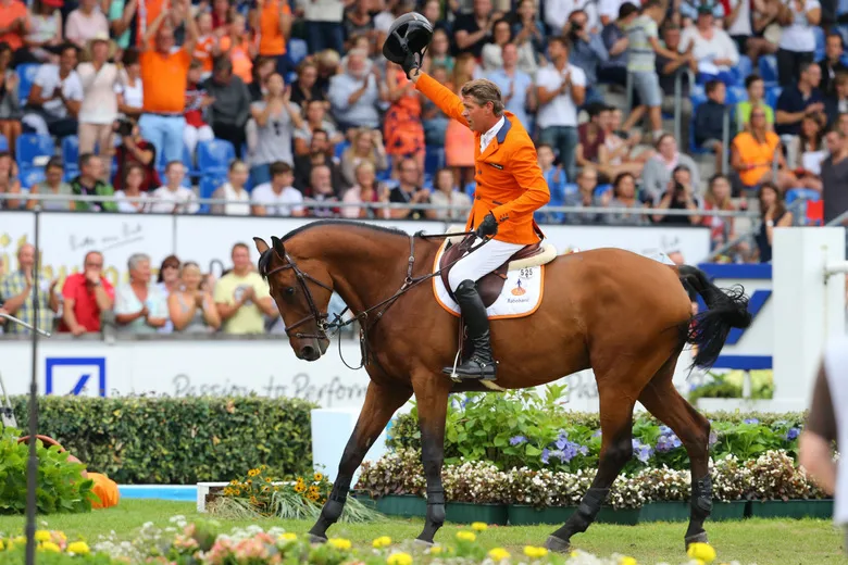 Jeroen Dubbeldam a mis un moment à réaliser l'exploit qu'il venait d'accomplir.
