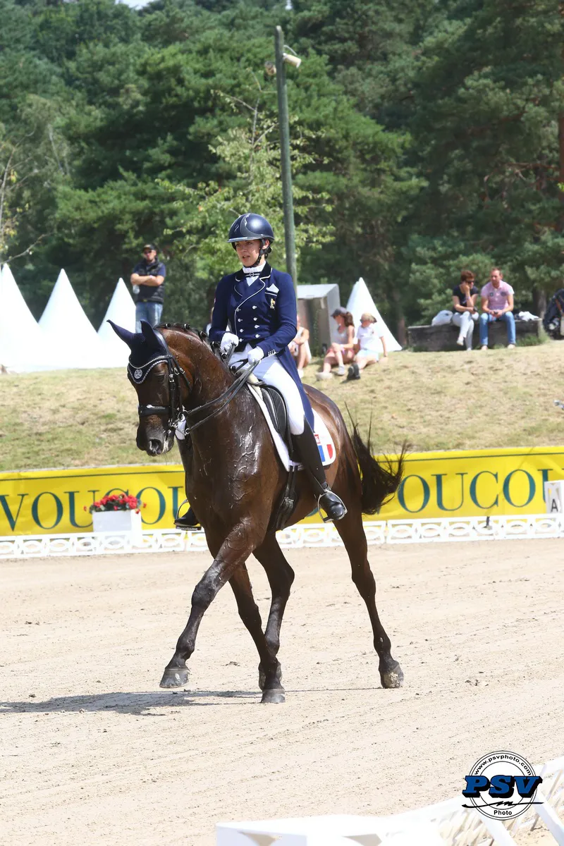 Capucine Noël et Soleil Noir vom Rosenhof réalisent la meilleure performance française.