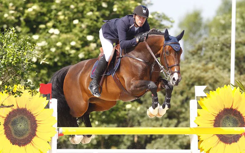 Ici à Knokke, Tefnout d’Ouilly a accompli une belle carrière sportive avec le Belge Grégory Wathelet.