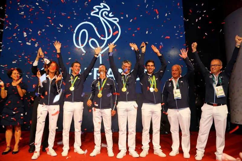 La joie des Bleus au retour de Rio, où l'équipe de concours complet avait décroché le graal olympique.