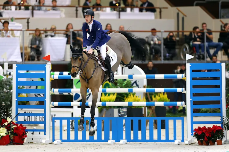 Belle perf' aussi pour Scott Brash, deuxième avec Ursula XII.