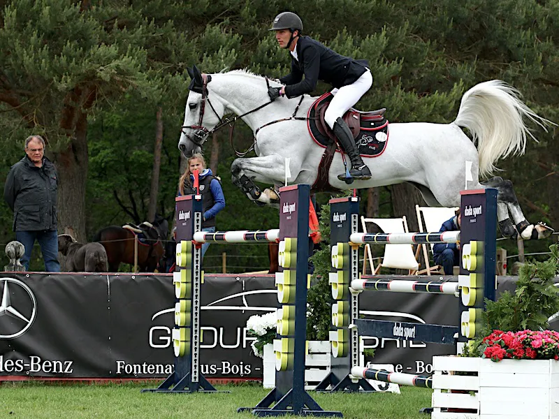 Même si leur parcours a été sanctionné de quatre points, Kevin Staut est satisfait de la performance de Fleurbelle N dans le Grand Prix à 1,45m du CSI 2* Cavalassur.