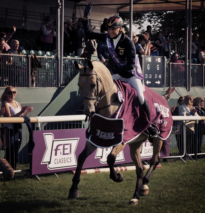 Avant même cette dernière étape, Ingrid Klimke était déjà assurée de remporter le circuit FEI Classics.