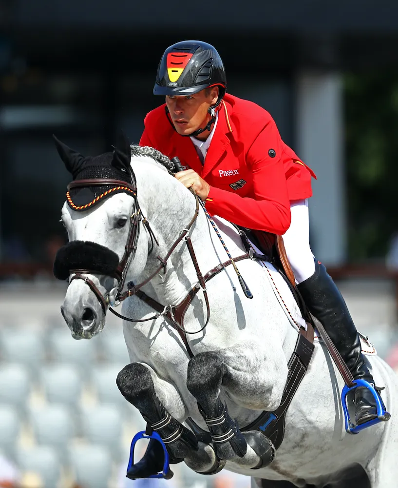 Ayant participé à la médaille de bronze de l’équipe allemande aux championnats d’Europe Longines de Rotterdam l’été dernier, Clintrexo Z pourrait lui aussi s’envoler au Japon.