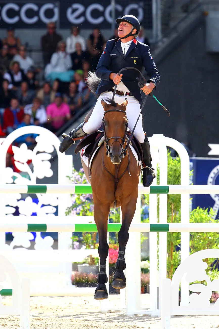 Roger-Yves Bost a été sacré champion d'Europe en 2013 aevc Castle Forbes Myrtille Paulois, descendante de Dollar du Mûrier.