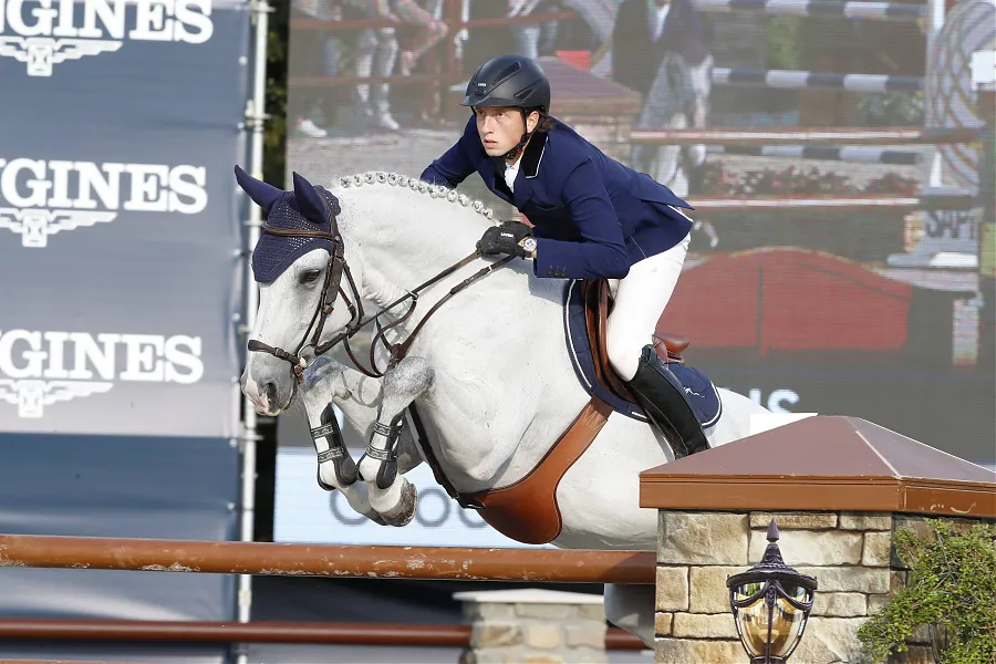 Bonne prestation de Martin Fuchs et Clooney à un mois des Jeux Équestres Mondiaux.