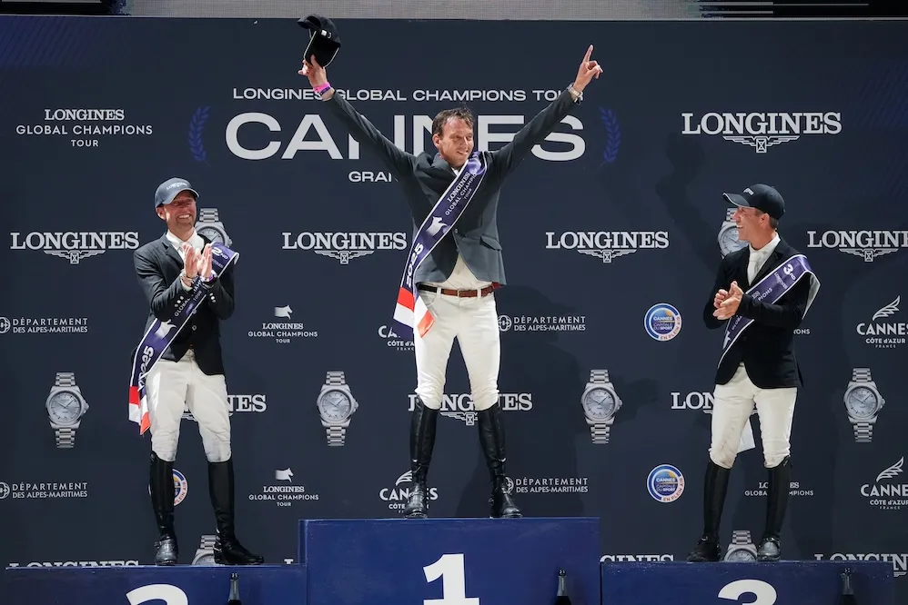 Le Néerlandais Harrie Smolders a remporté le Grand Prix de belle manière, devançant Simon Delestre et Maikel van der Vleuten.