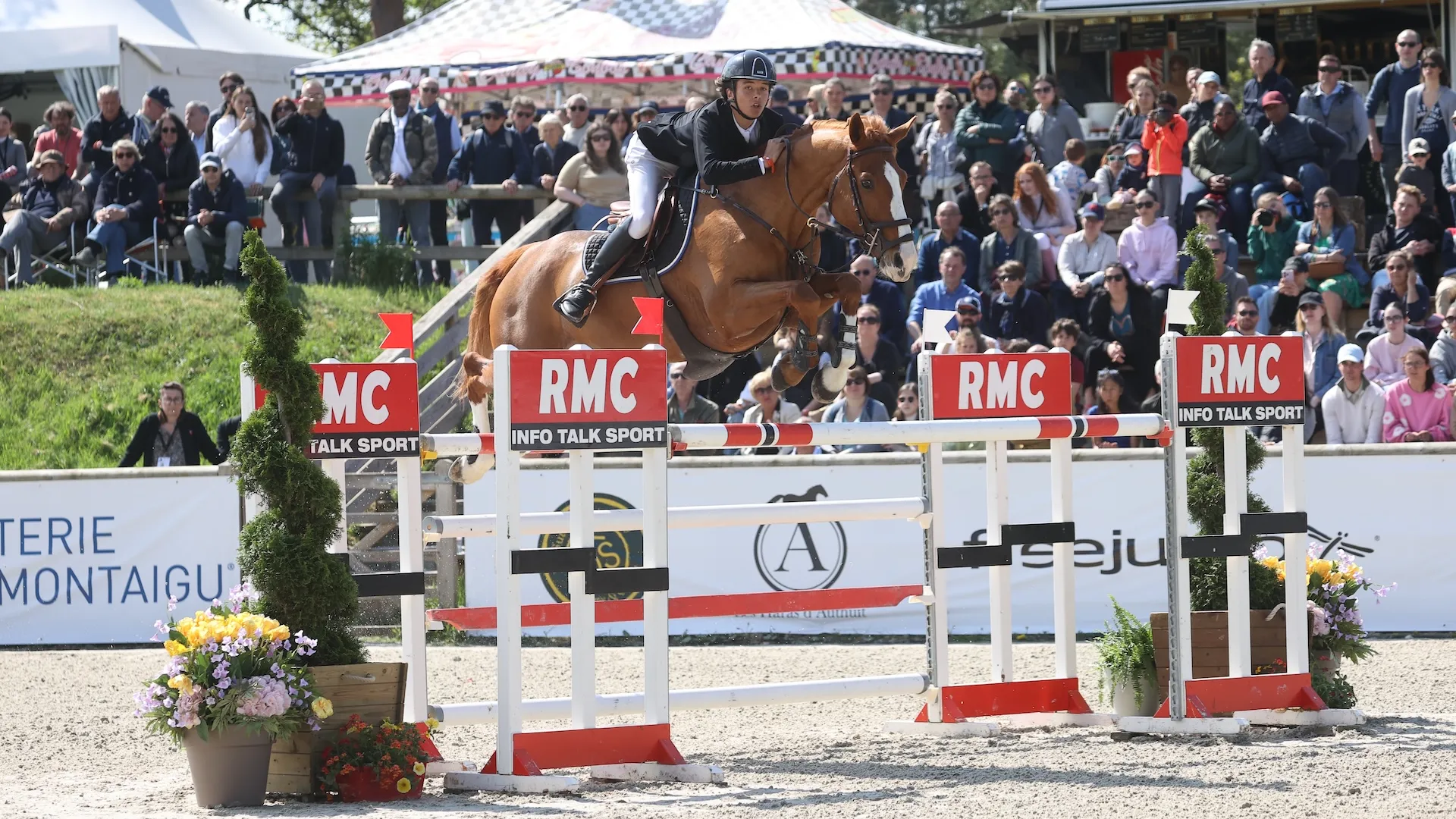 Le Ligérien de dix-huit ans a été sacré devant des tribunes bien garnies. 