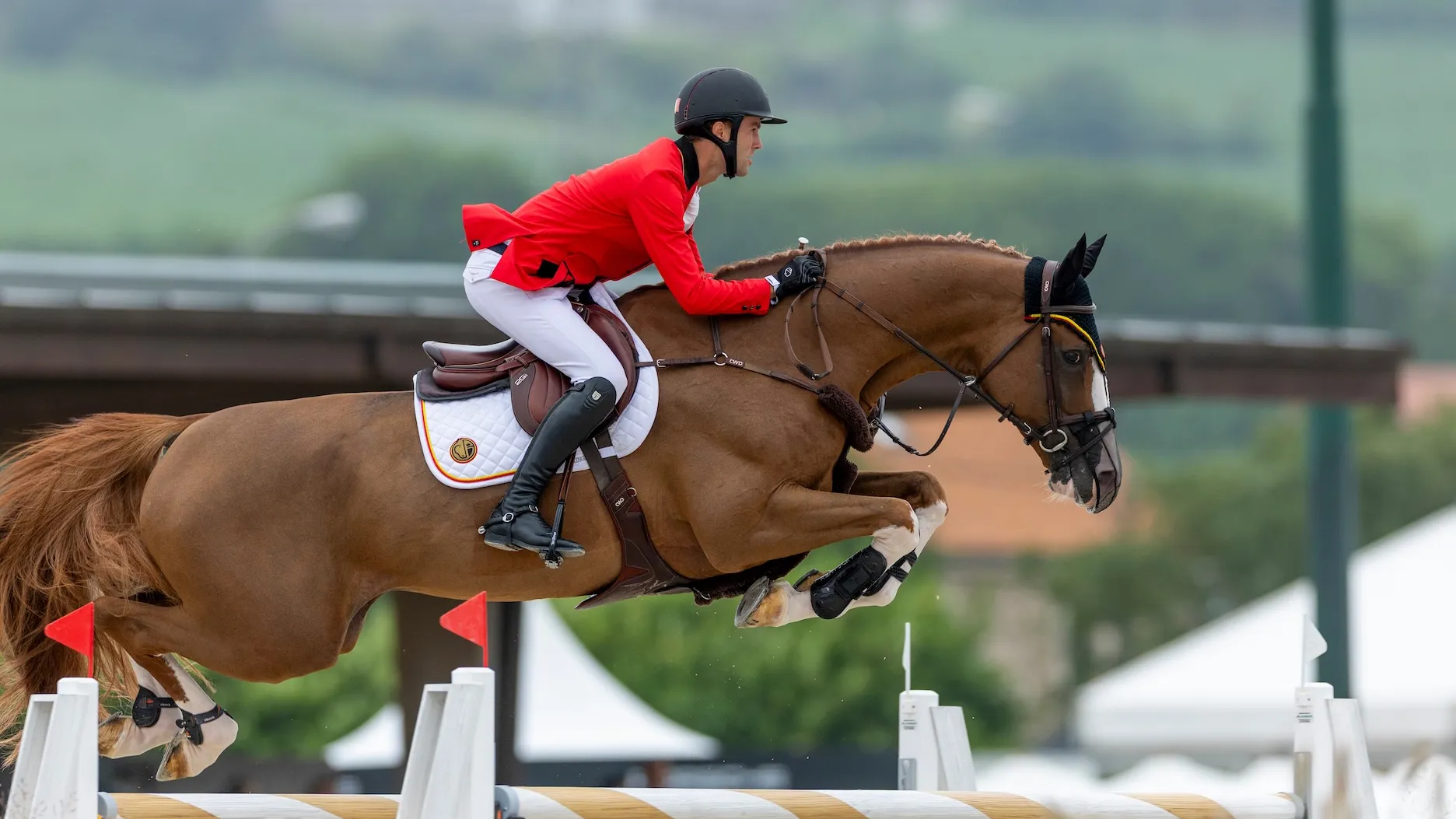 Grégory Wathelet met une pièce sur Gilles Thomas et Ermitage Kalone pour une médaille individuelle. 