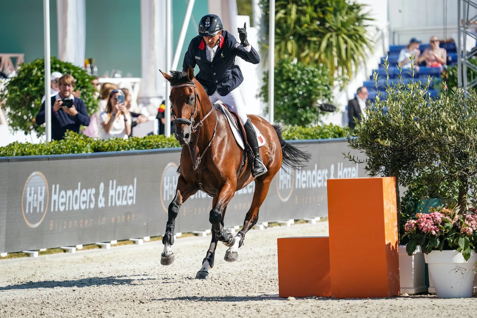 Peu d'expérience mais des statistiques remarquables pour Caracole de la Roque, qui vous a visiblement conquis!