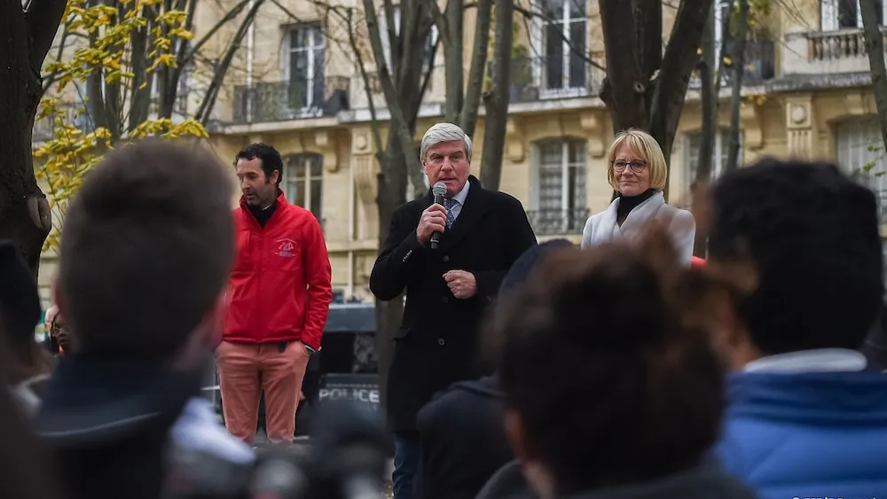 Jean-Pierre Vogel, sénateur de la Sarthe et président de la section cheval au Sénat, était présent pour parler de l'amendement de maintien de la TVA à 5,5% déposé au Sénat.