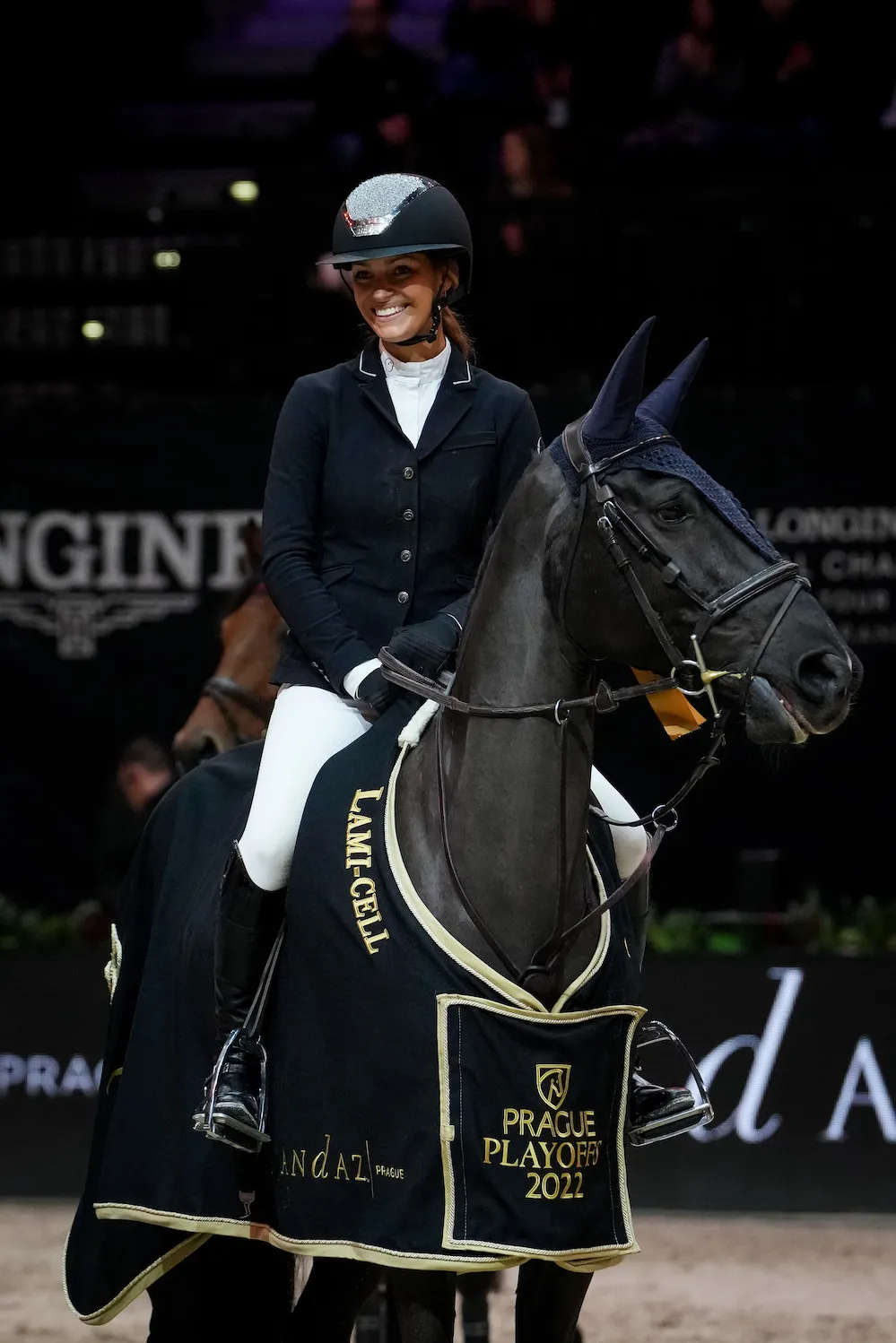 Inès Joly et Elvic à la remise des prix à Prague