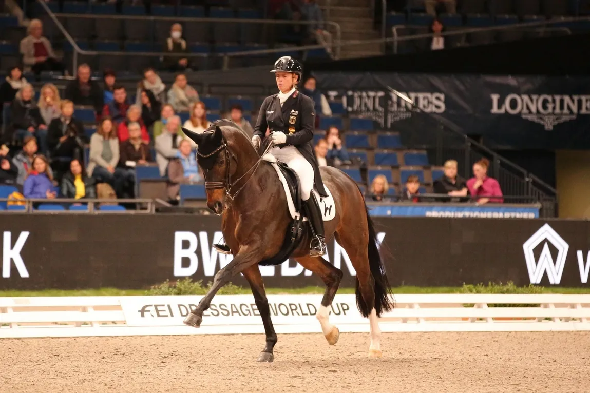 Vainqueurs du Grand Prix hier, Isabell Werth et DSP Quantaz ont cette fois dû se contenter du deuxième rang.