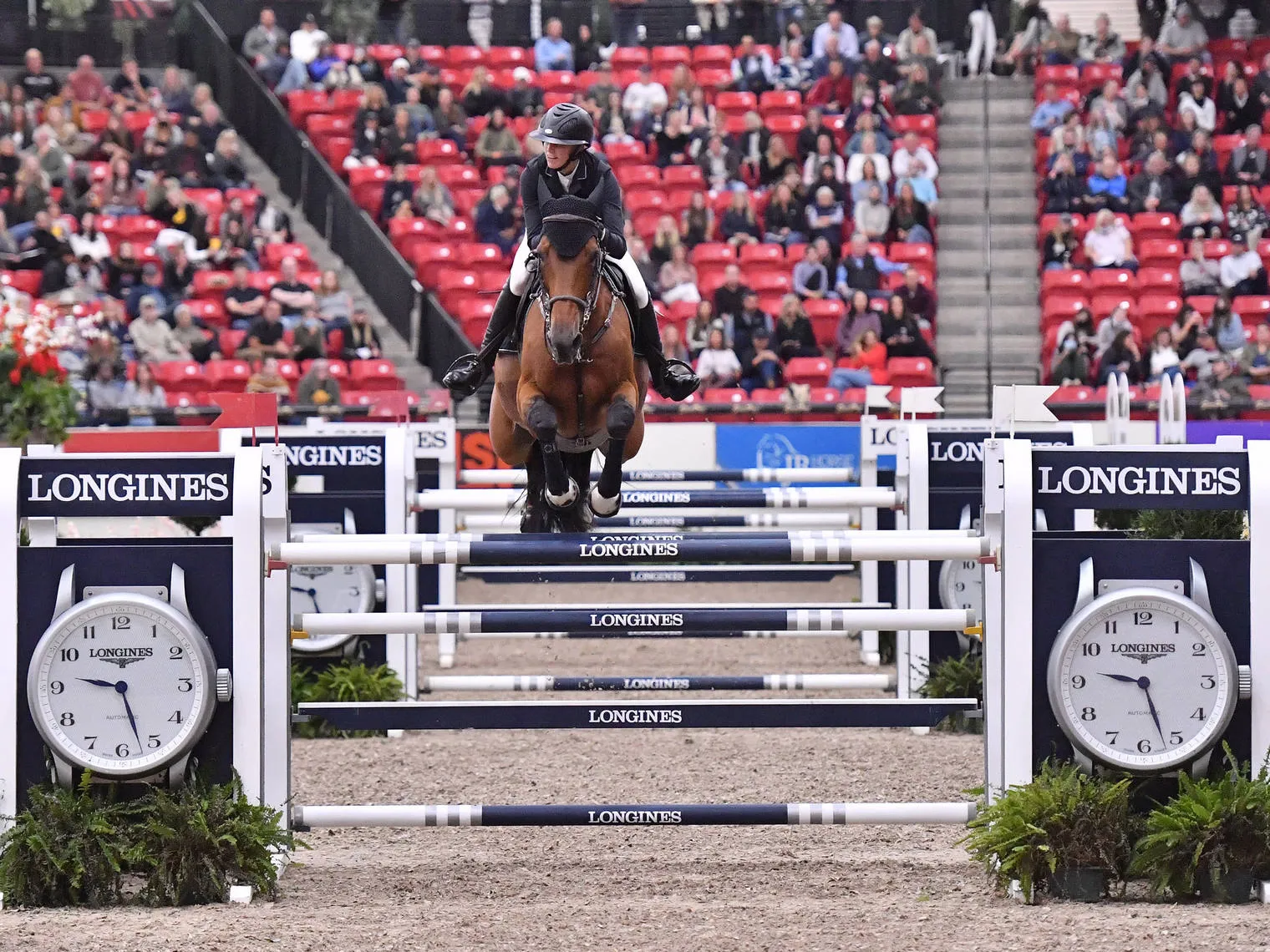 Natalie Dean a réalisé le seul autre double sans-faute de la soirée avec Chance Ste Hermelle.