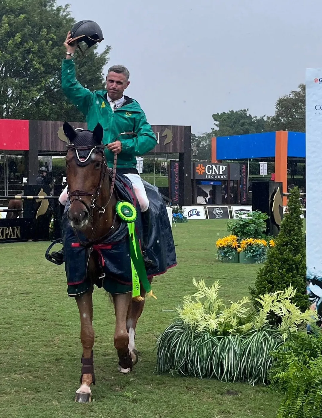 Rodrigo Lambre et Take-Off Diara PS, hier soir à Coapexpan